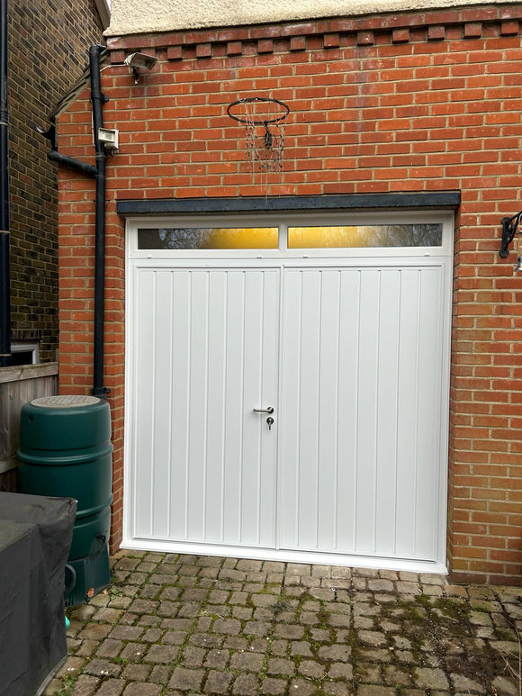 Teckentrup Standard Ribbed Vertical Side-Hinged Door