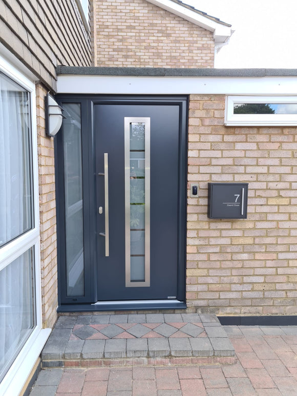 Hormann Thermo46 Style 700B (sand-blasted glass with 7 clear stripes) Door