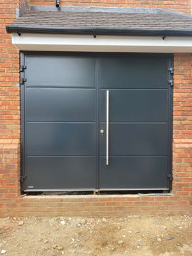 Teckentrup Solid Ribbed Horizontal Side-Hinged Door - 0