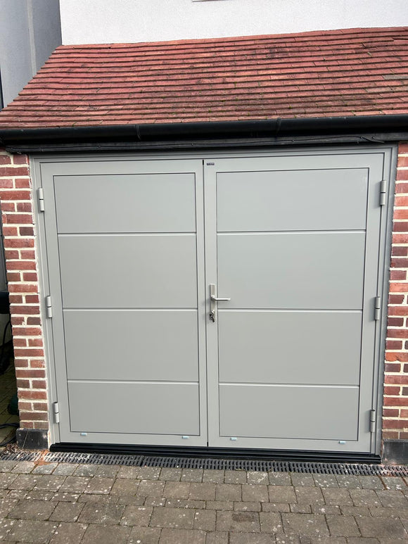 Wisniowski DoorPro 45 L-Ribbed Side-Hinged Door