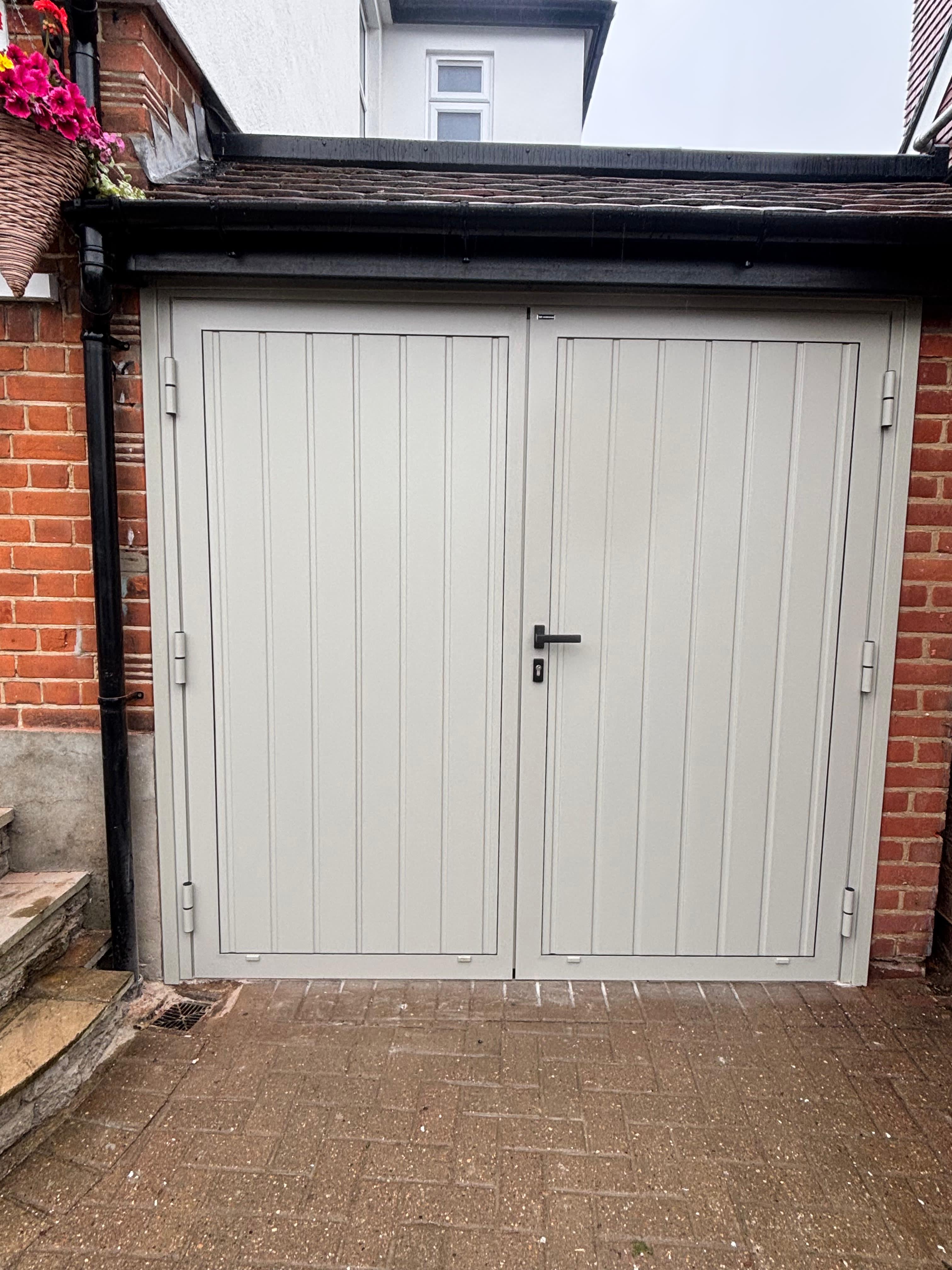 Wisniowski DoorPro 45 S-Ribbed