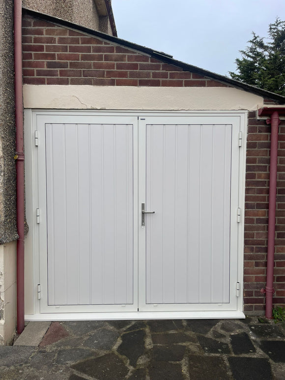 Wisniowski DoorPro 45 S-Ribbed Side-Hinged Door